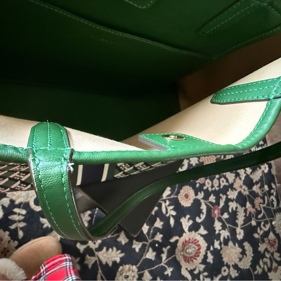 Tory Burch Green and Navy Tote - Picture 5 of 6